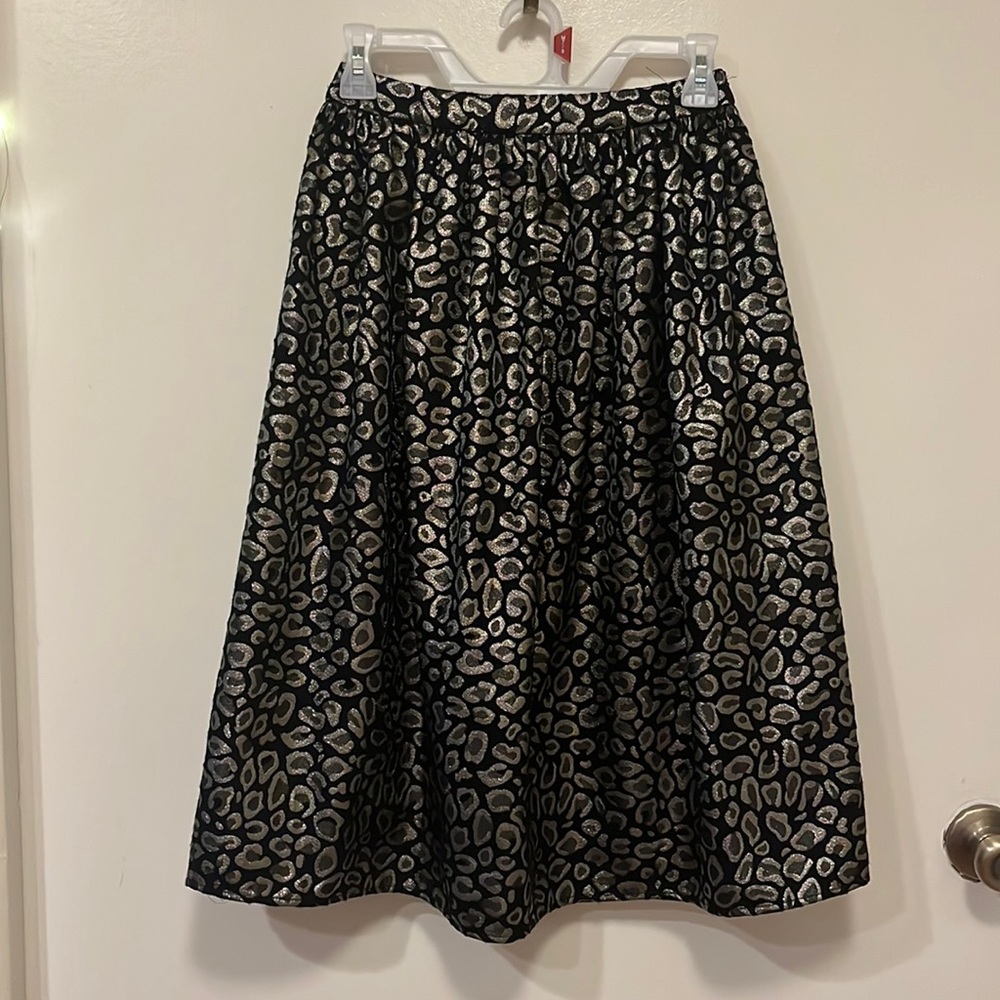 ✨Like New Gianni Bini Black & Gold Skirt✨